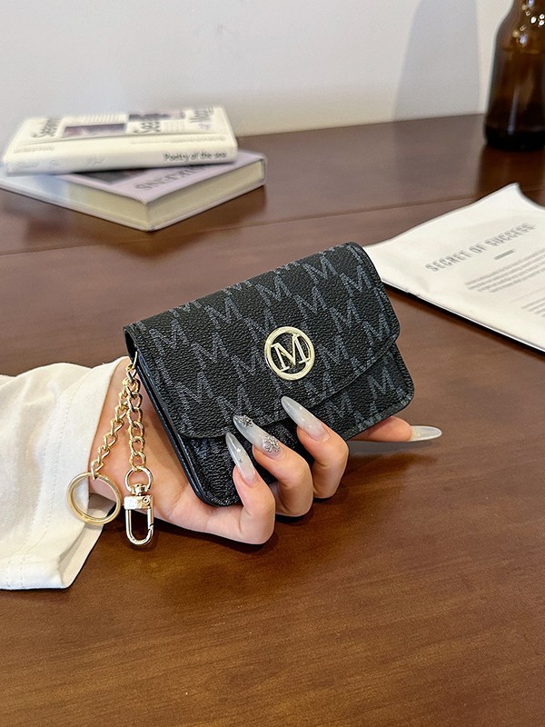 Retro Monogram Print Faux Leat - Monogram Keychain Leather recension och pris