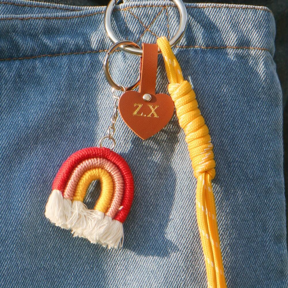 Custom Initial Heart Leather T - Monogram Keychain Leather recension och pris
