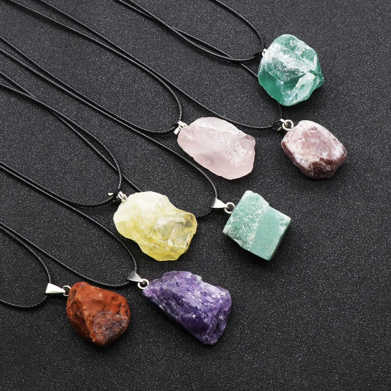Natural Uruguay Amethyst Rough - Birth Flower Necklace recension och pris