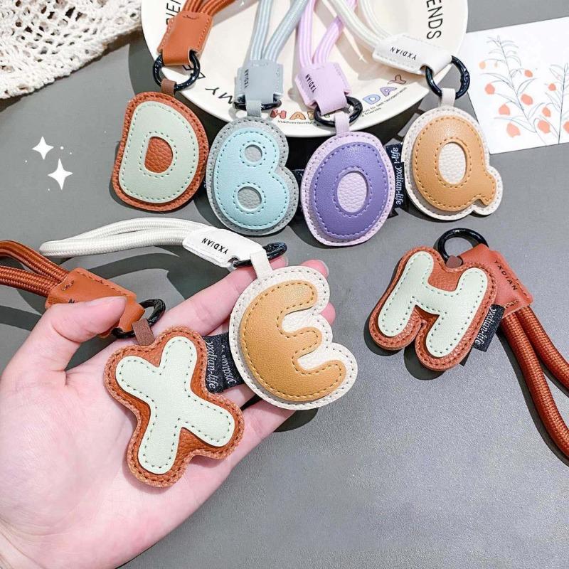 26 Alphabet PU Leather Keychai - Monogram Keychain Leather recension och pris