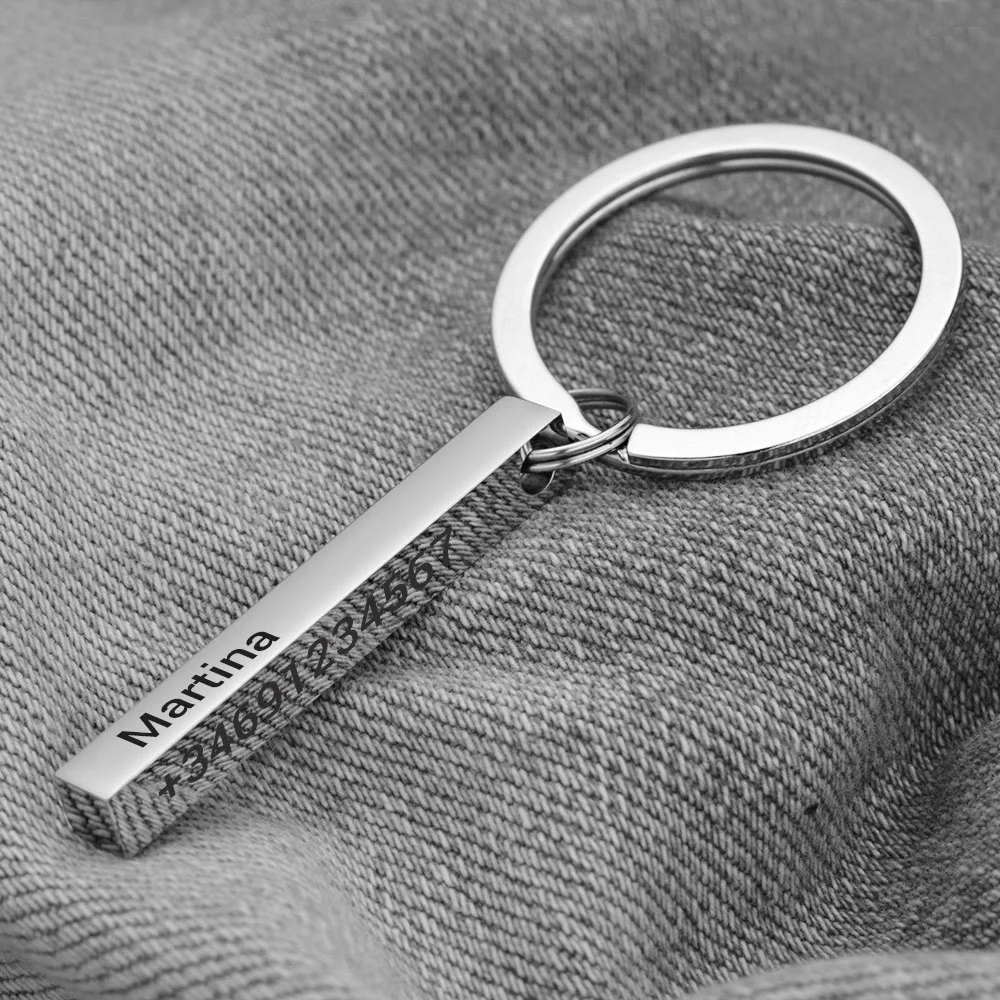 Personalized 3D Bar Keychain E - Initial Ring Custom recension och pris