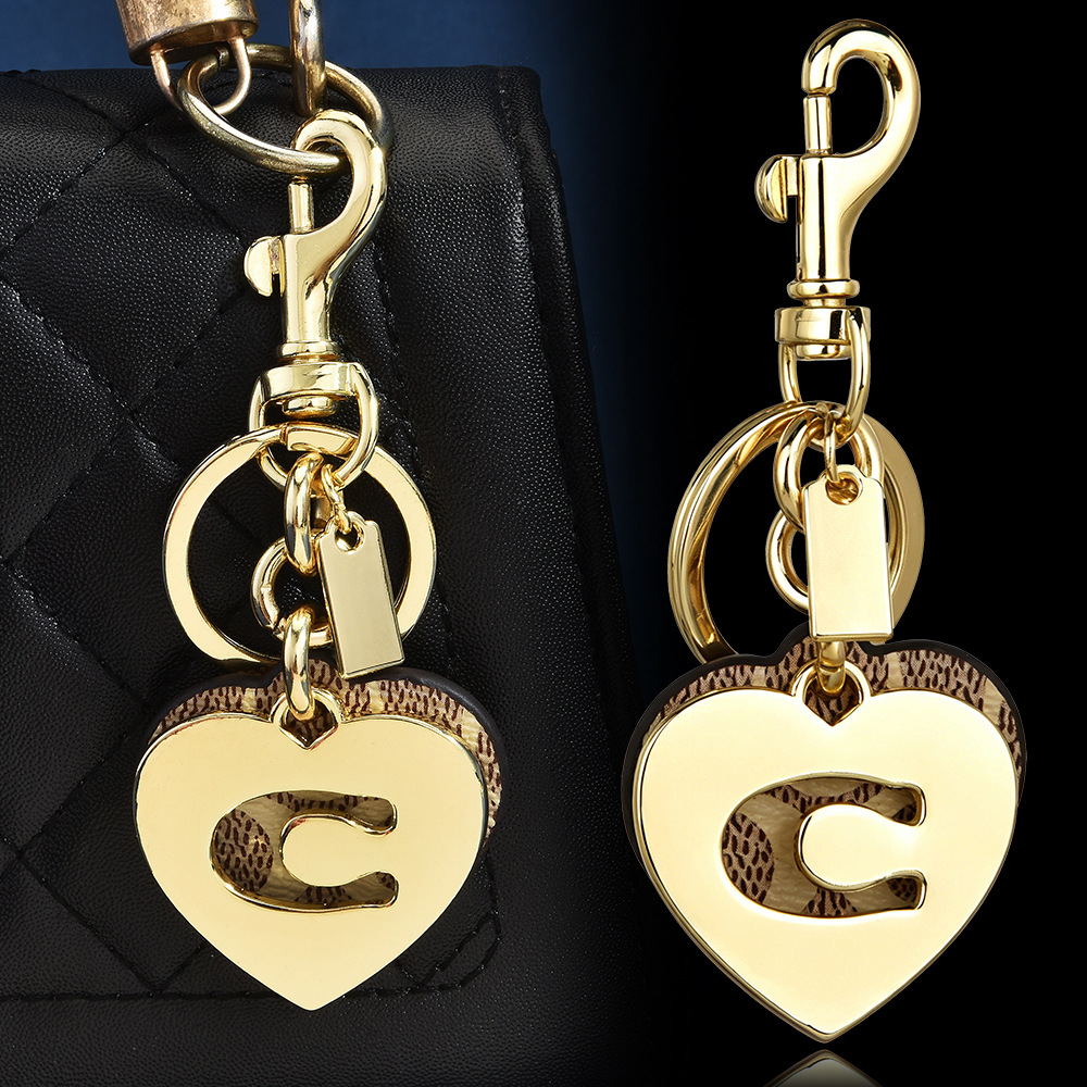 Initial C Monogram Bag Charm K - Monogram Keychain Leather recension och pris