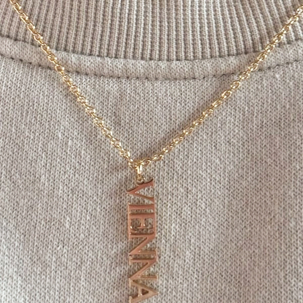Custom Multiple Name Necklace  - Birth Flower Necklace recension och pris