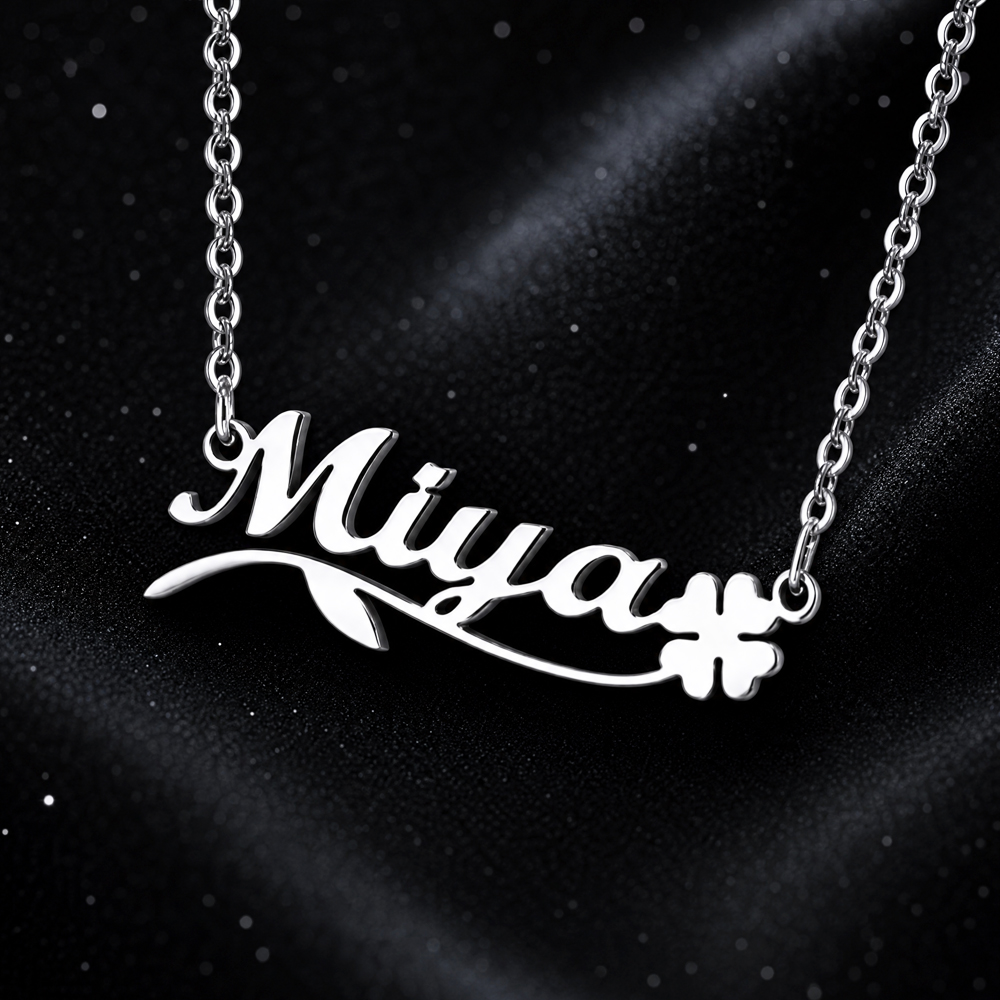 Custom Butterfly Name Necklace - Name Necklace Custom recension och pris