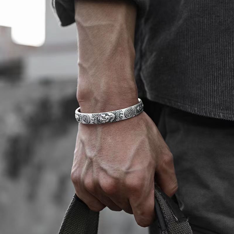 Classic Retro Chinese Mytholog - Coordinates Bracelet recension och pris